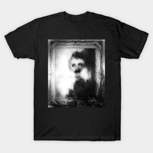 Mirror Ghost fetch Doppelgänger wraith revenant scary reflection Bloody Mary T-Shirt